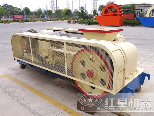 常用雙輥破碎機(jī)型號有哪些？大概價(jià)格是多少？